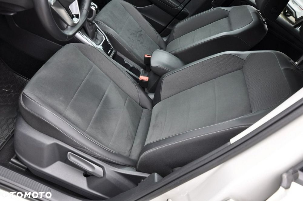 Volkswagen T-Roc 1.5 TSI Style DSG - 11