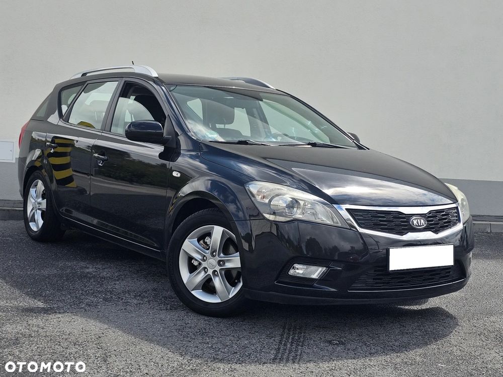 Kia Ceed 1.4 CVVT Attract - 1