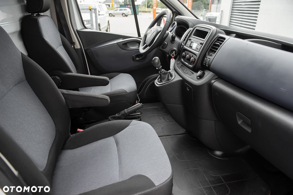 Opel Vivaro - 20