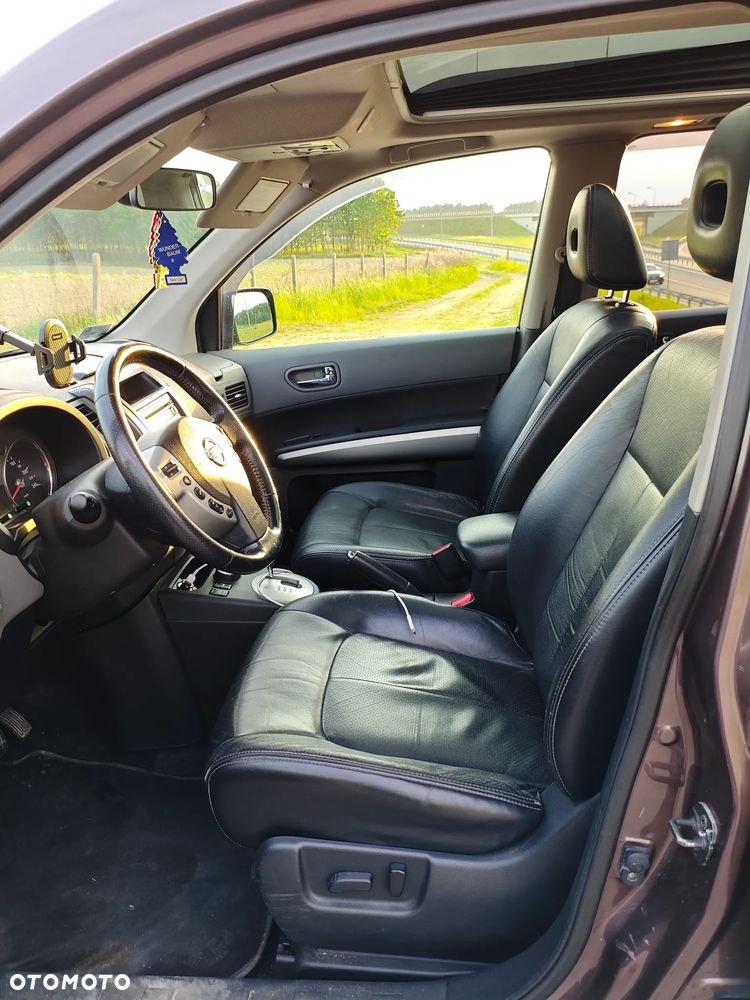 Nissan X-Trail 2.0 dCi LE - 12