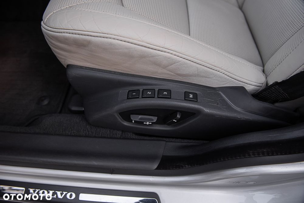 Volvo S80 V8 AWD Summum - 24
