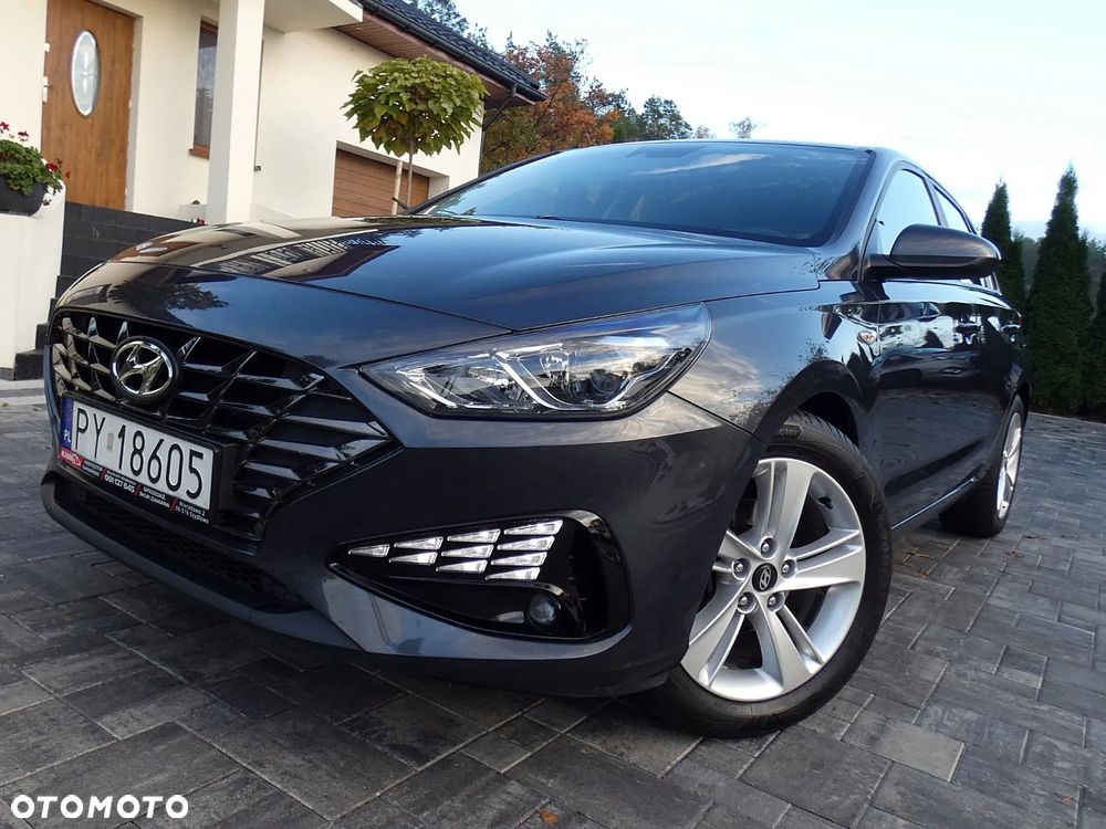 Hyundai i30 1.5 DPI Comfort - 10