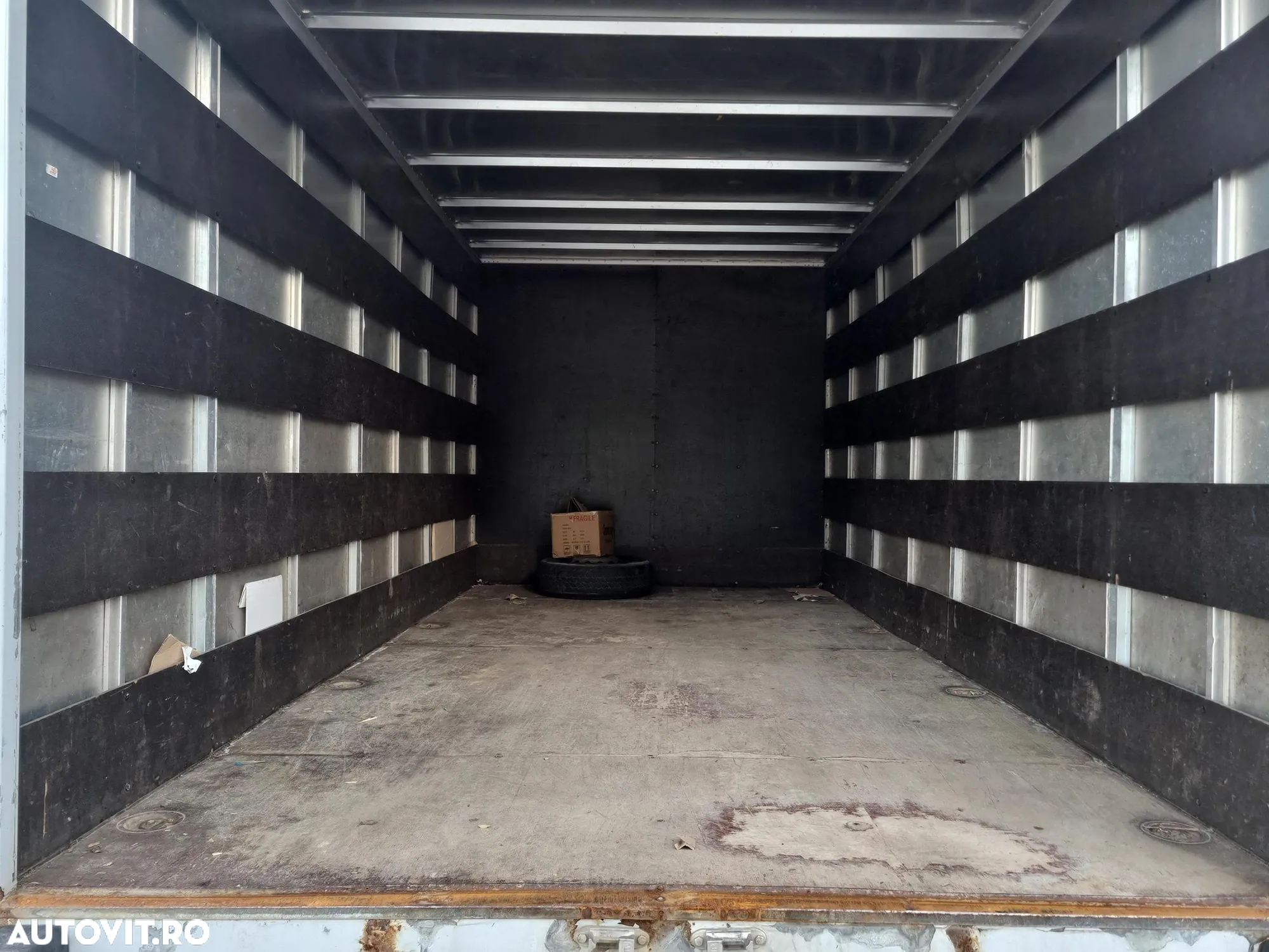 Ford Transit Box - 16