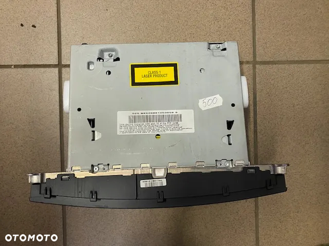 RADIO MERCEDES CLK W209 W203 A2098702489 A2038270062 - 4