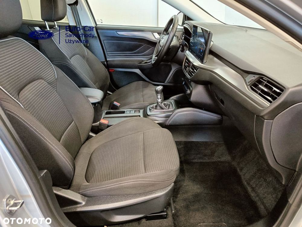 Ford Focus 1.0 EcoBoost Titanium X - 13