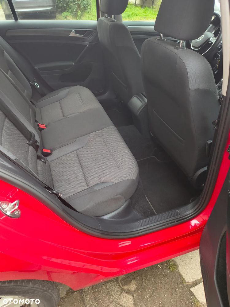 Volkswagen Golf - 5