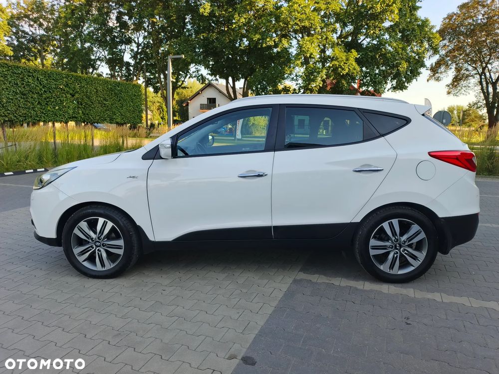 Hyundai ix35 2.0 CRDi 4WD Automatik Premium - 4