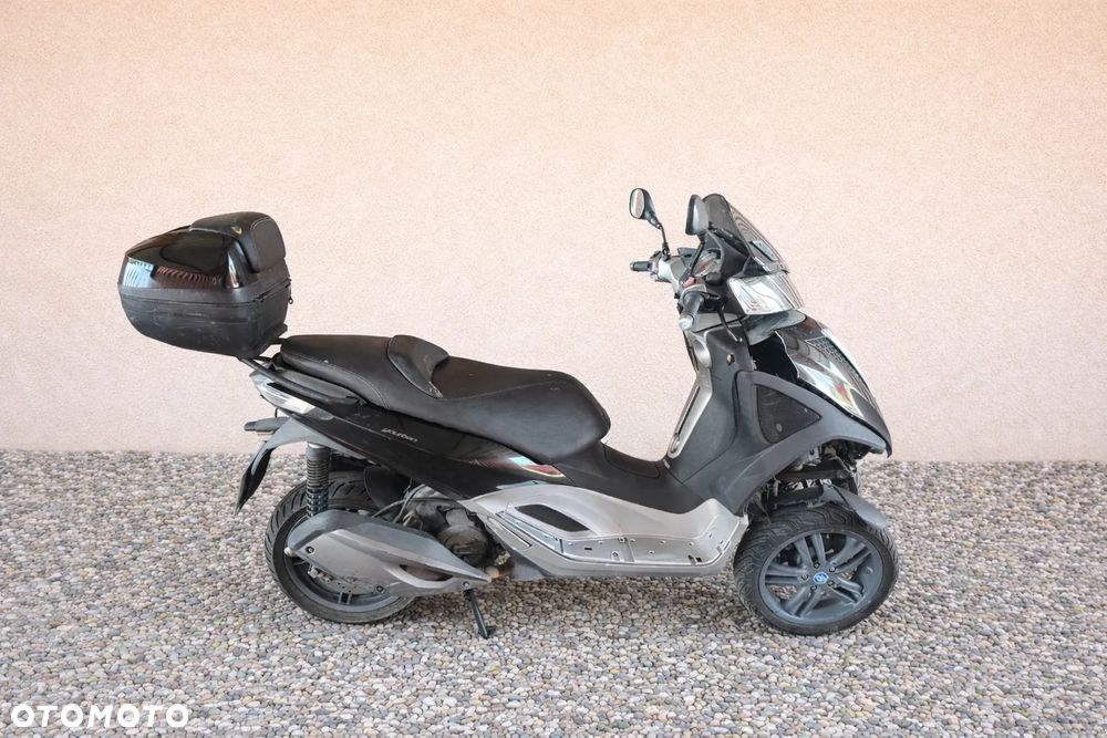 Piaggio MP-3 - 3