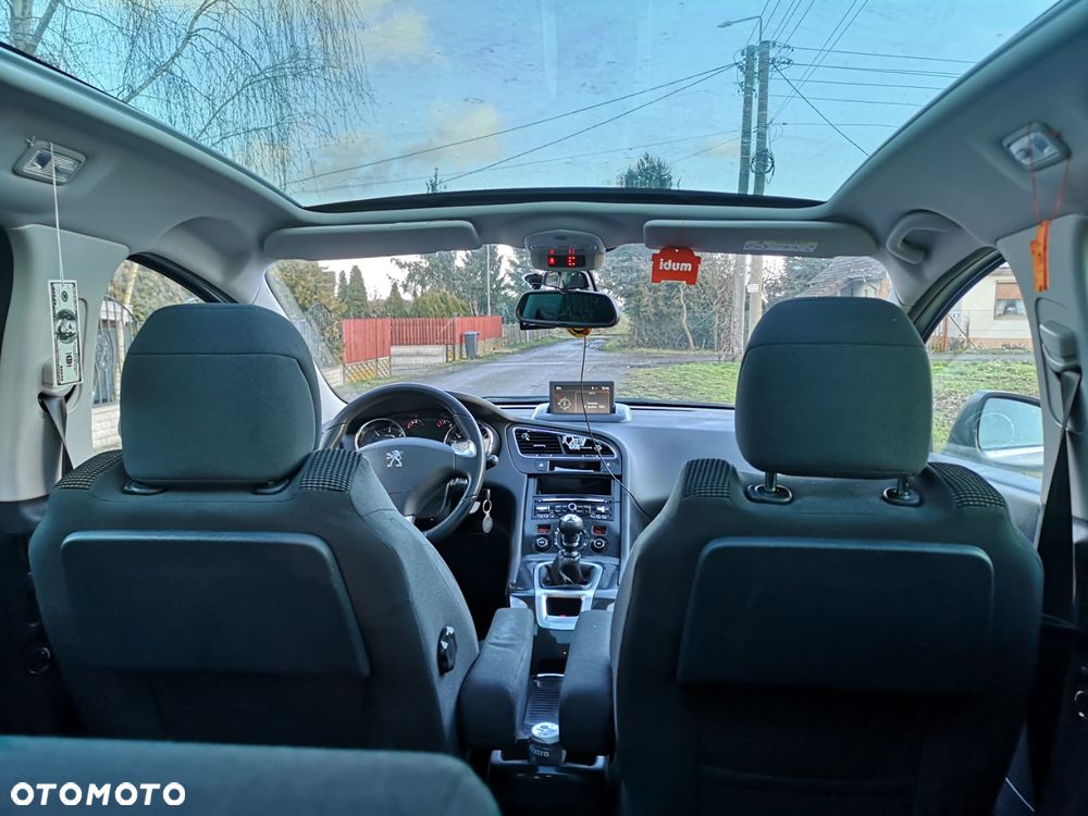 Peugeot 5008 - 5