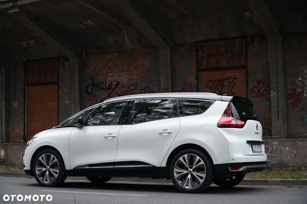 Renault Grand Scenic - 14