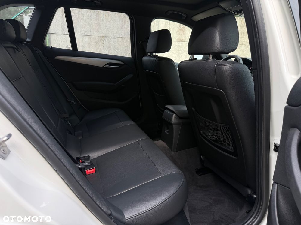 BMW X1 - 13