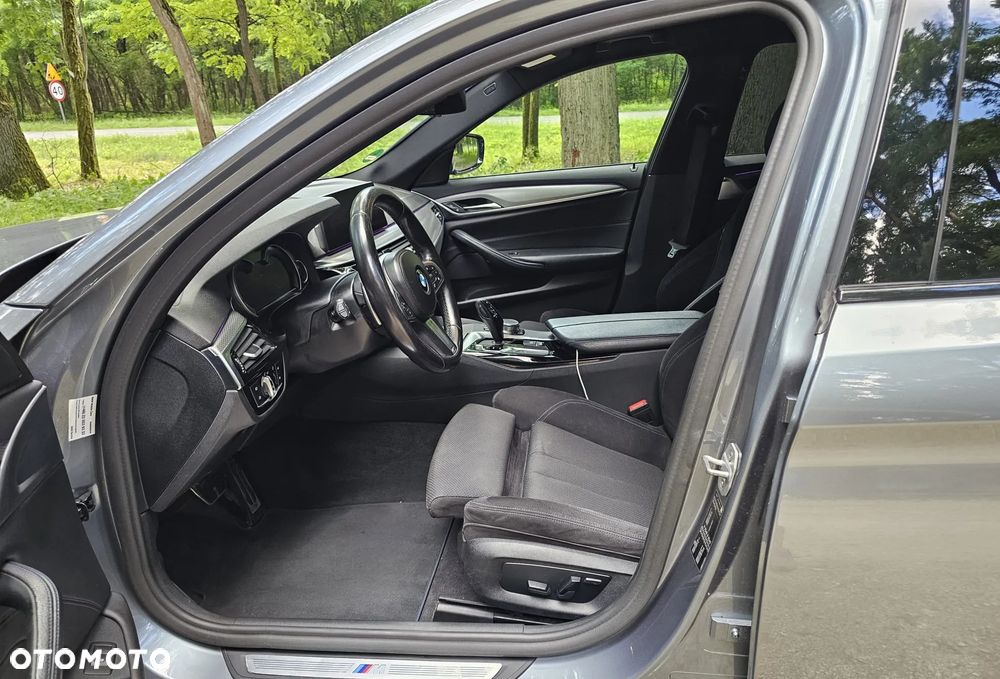 BMW Seria 5 518d M Sport - 5