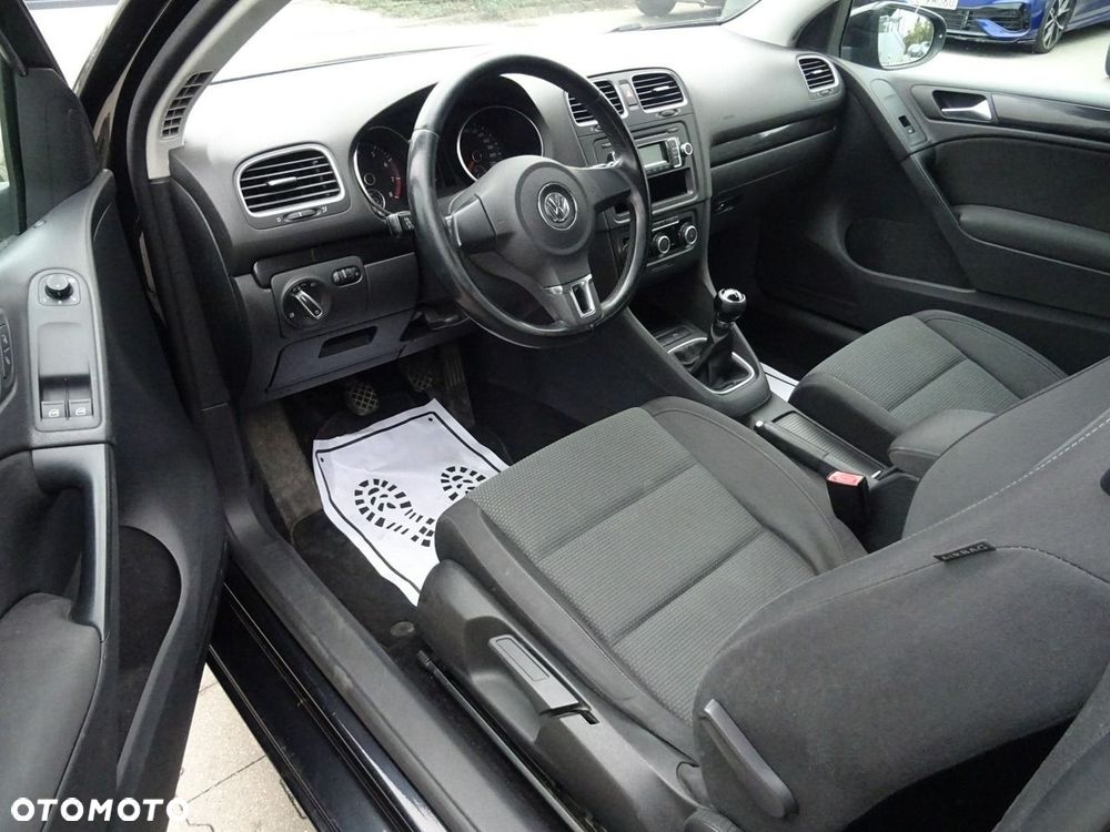 Volkswagen Golf 1.6 Comfortline - 10