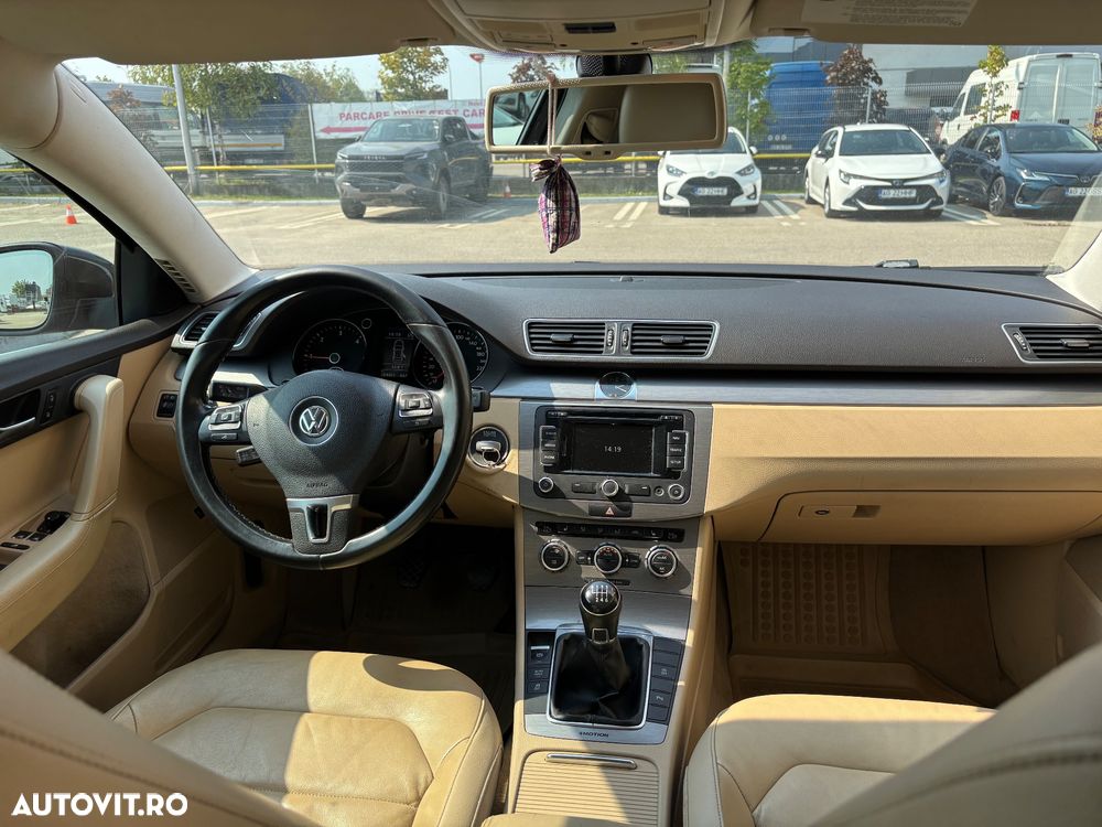 Volkswagen Passat 2.0 TDI 4Motion Comfortline - 14