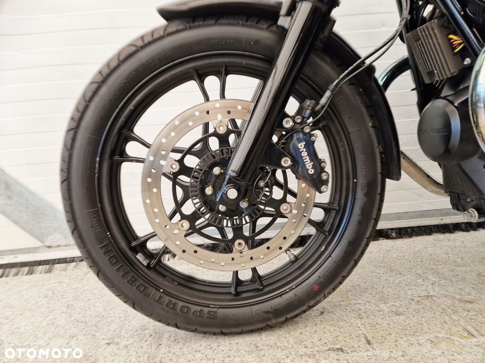 Moto Guzzi V7 - 18