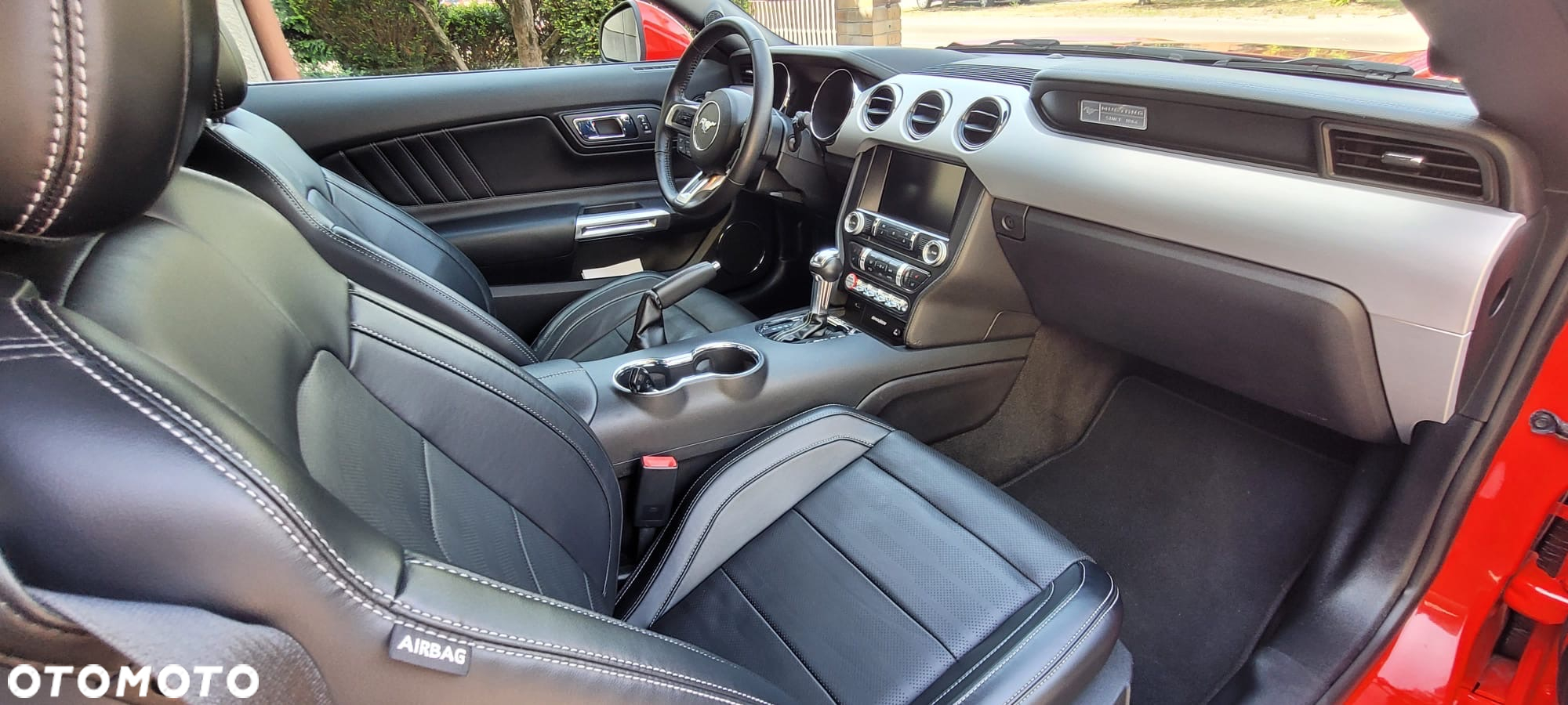 Ford Mustang 5.0 V8 GT - 10