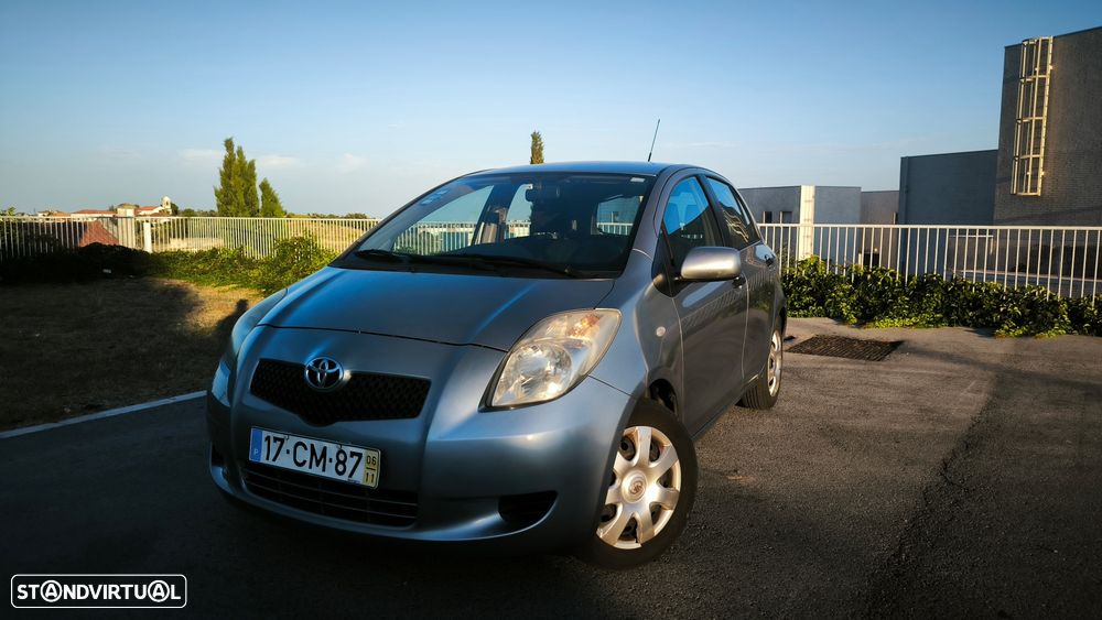 Toyota Yaris 1.0 VVT-i - 9