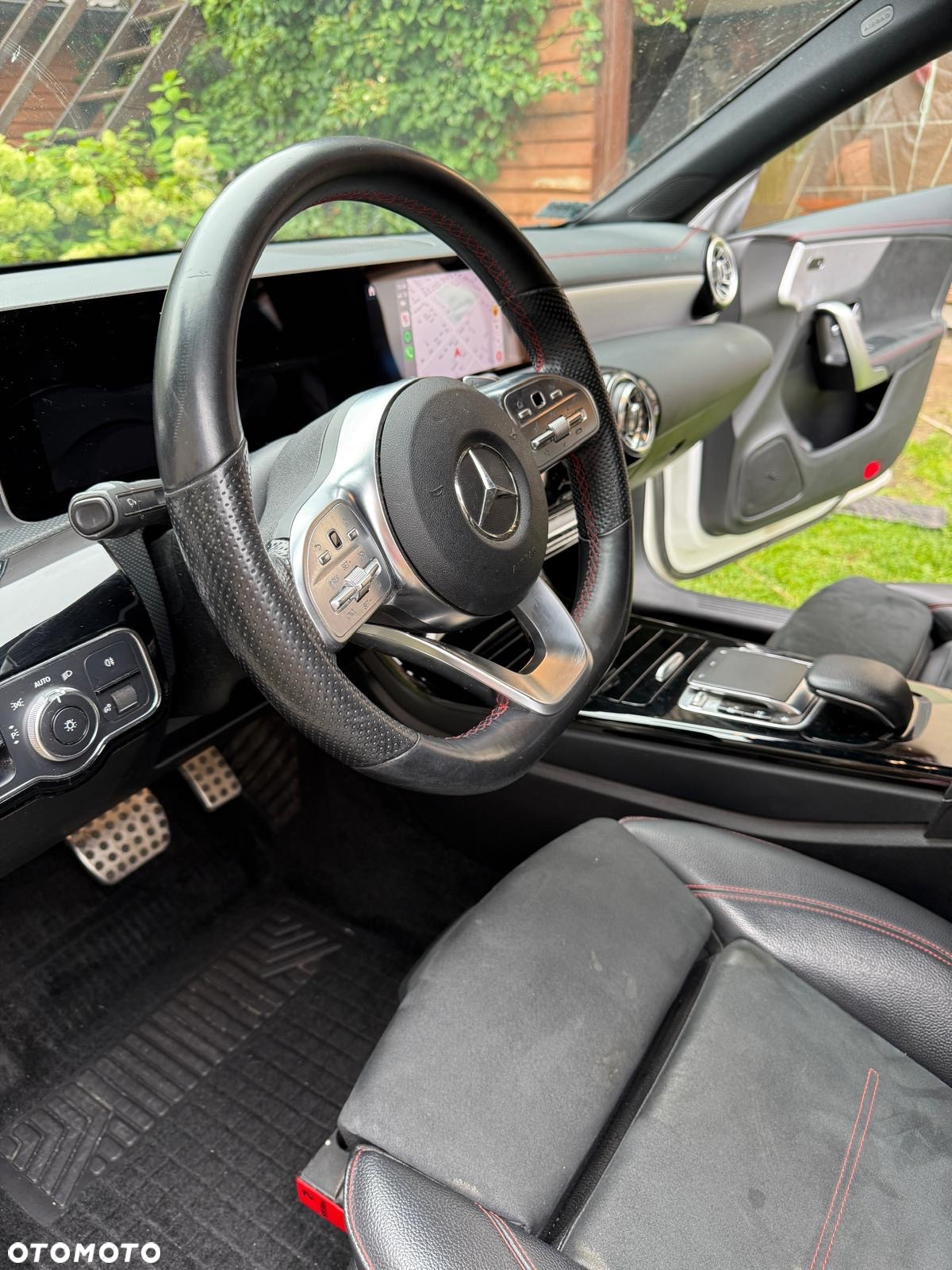 Mercedes-Benz CLA - 13