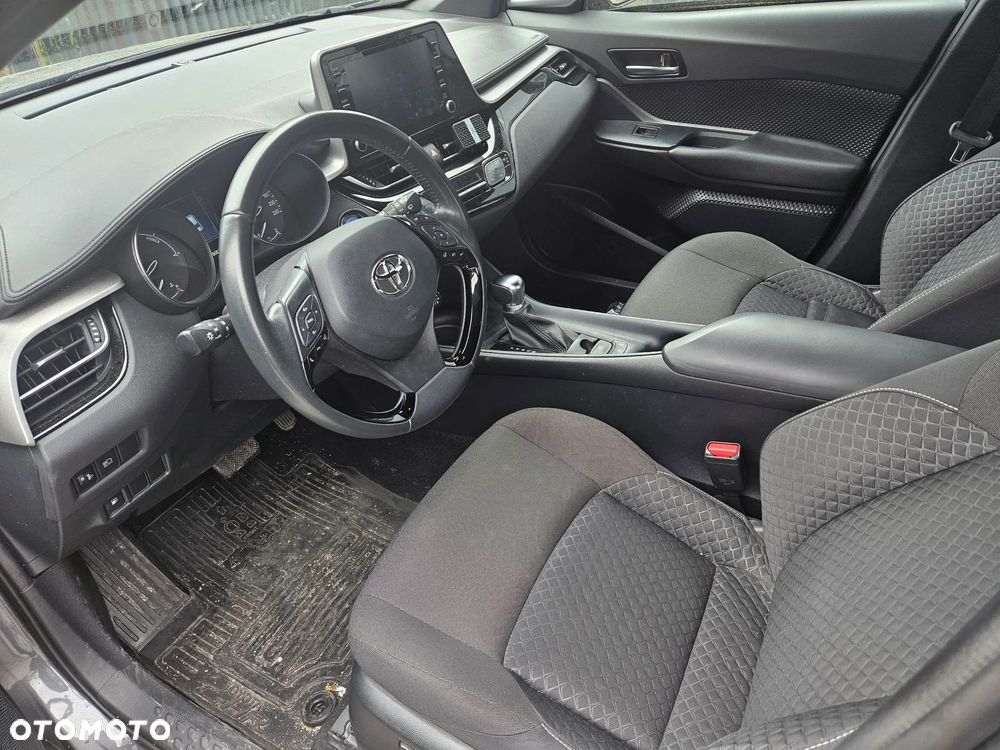 Toyota C-HR Business-Edition - 5