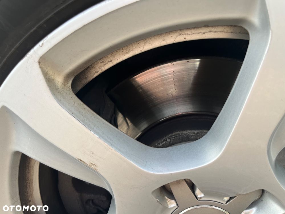 Audi A4 Avant 2.0 TDI - 21