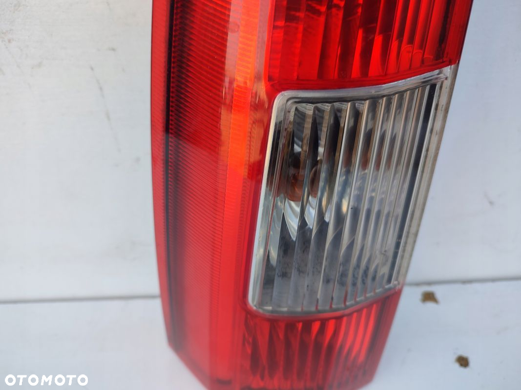Lampa lewy tył górna VOLVO V70 II KOMBI EUROPA ORYGINAŁ - 4