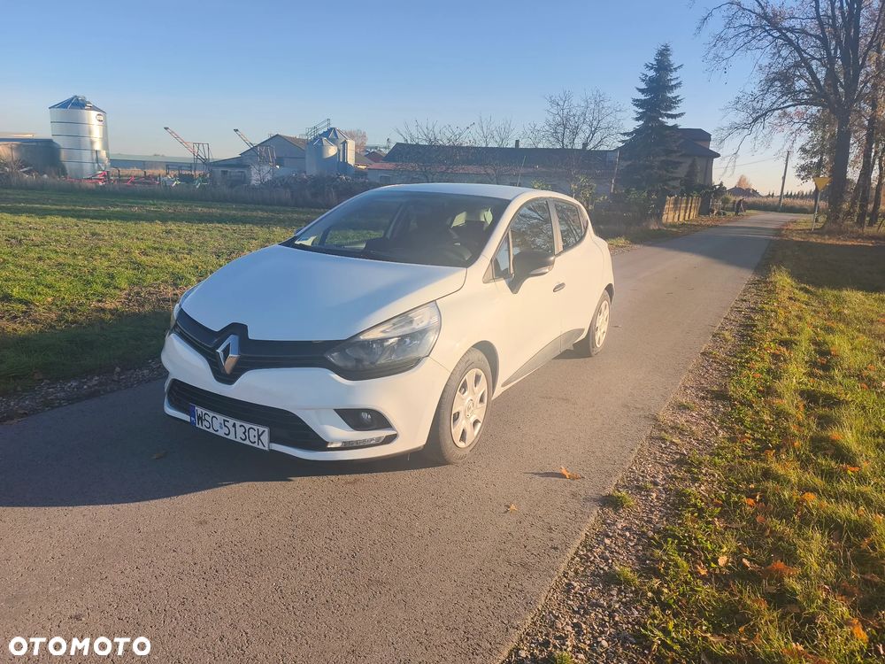 Renault Clio - 1