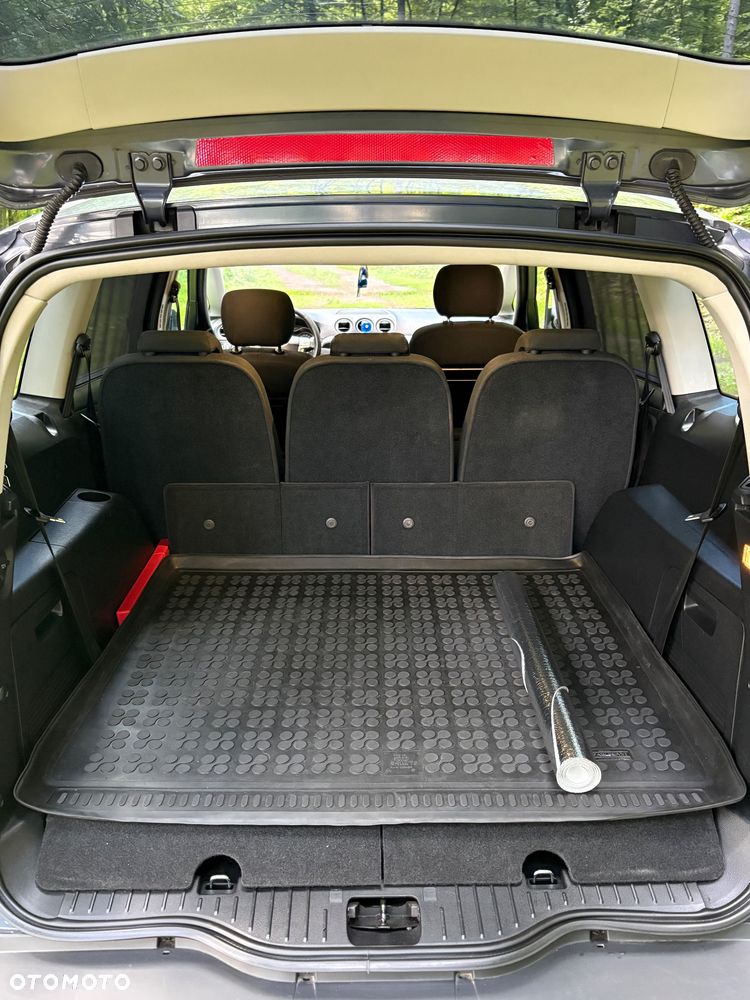 Ford S-Max 2.0 TDCi DPF Titanium - 8