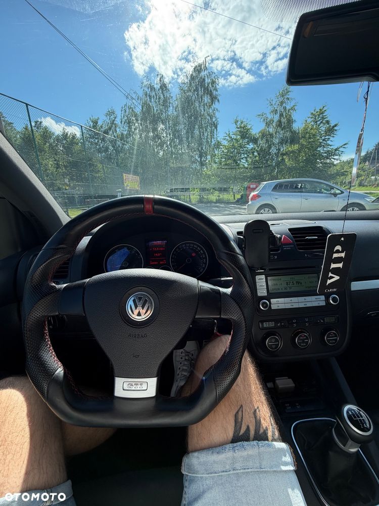 Volkswagen Golf 2.0 TSI GTI - 12