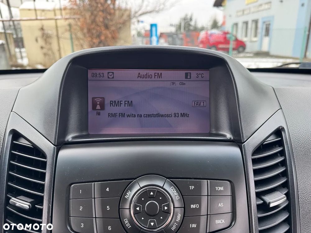 Chevrolet Orlando - 35