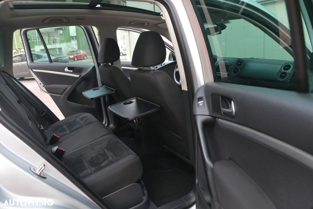 Volkswagen Tiguan 2.0 TDI SCR 4MOTION BlueMotion Technology Sport & Style - 24