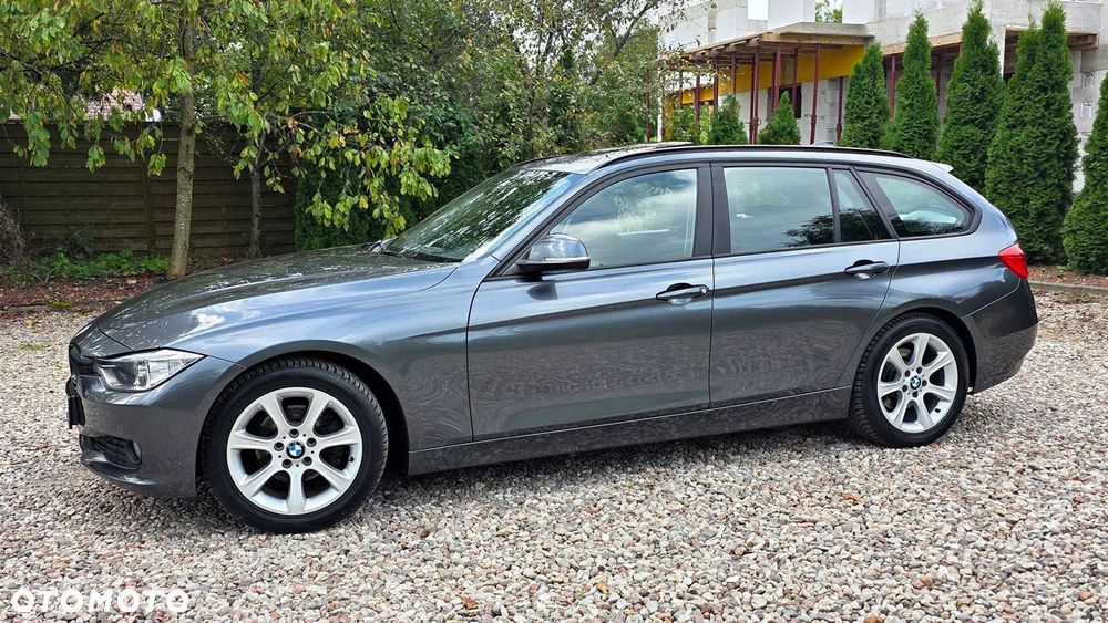 BMW 318D 2013 photo 4