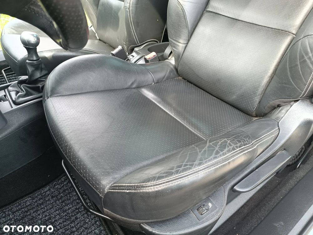 Peugeot 207 1.6 16V Sporty - 20