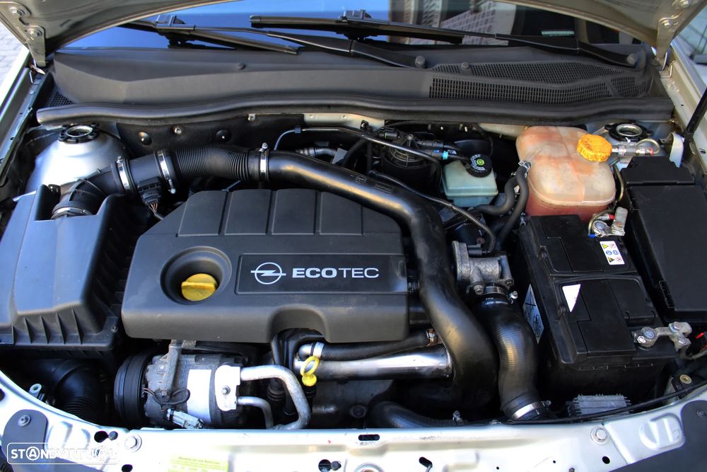 Opel Astra GTC 1.7 CDTi - 39
