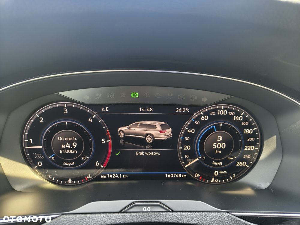 Volkswagen Passat - 8
