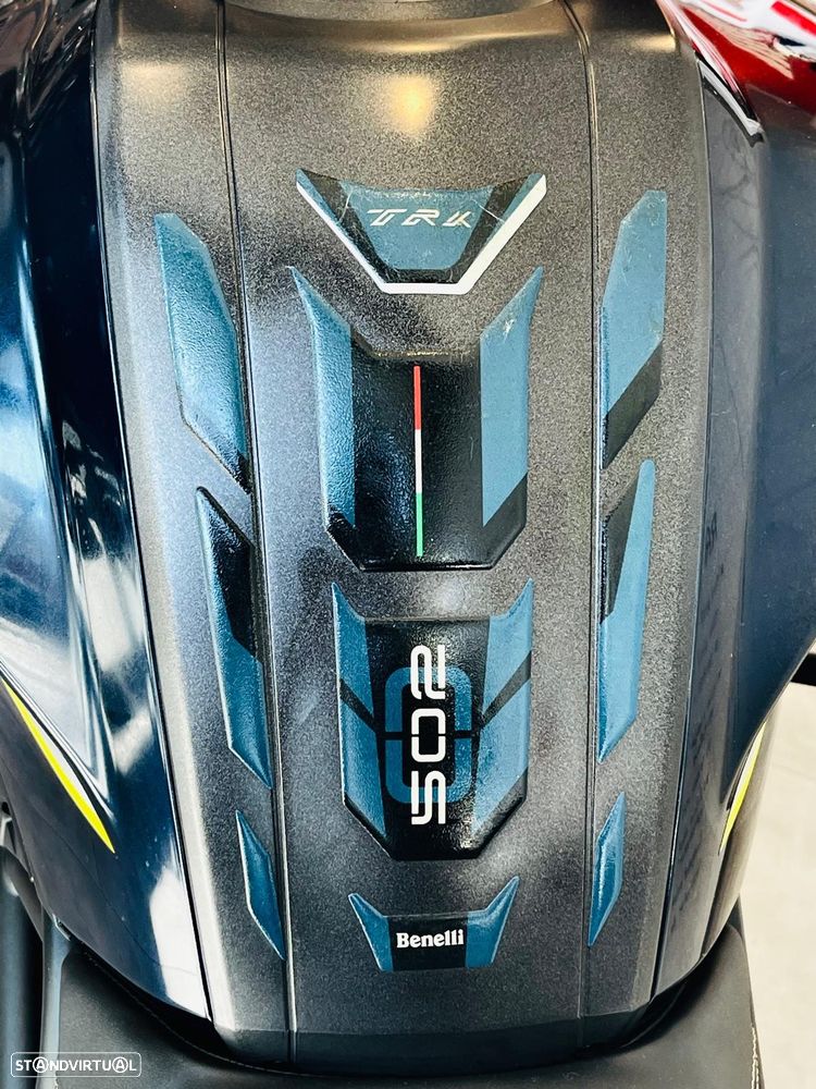 Benelli TRK 502 - 4