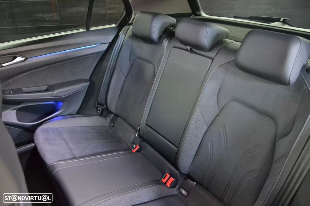 VW Golf 1.5 TSI e-Hybrid Style DSG - 9