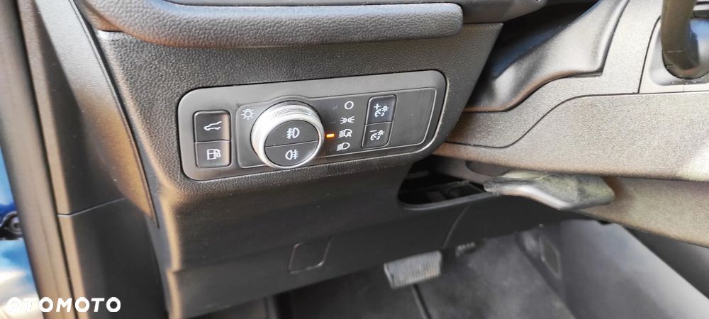 Ford Kuga - 20