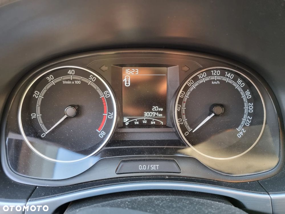 Skoda Fabia 1.0 TSI Active - 12