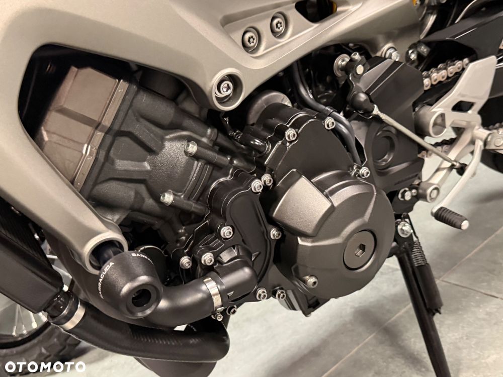 Yamaha MT - 37