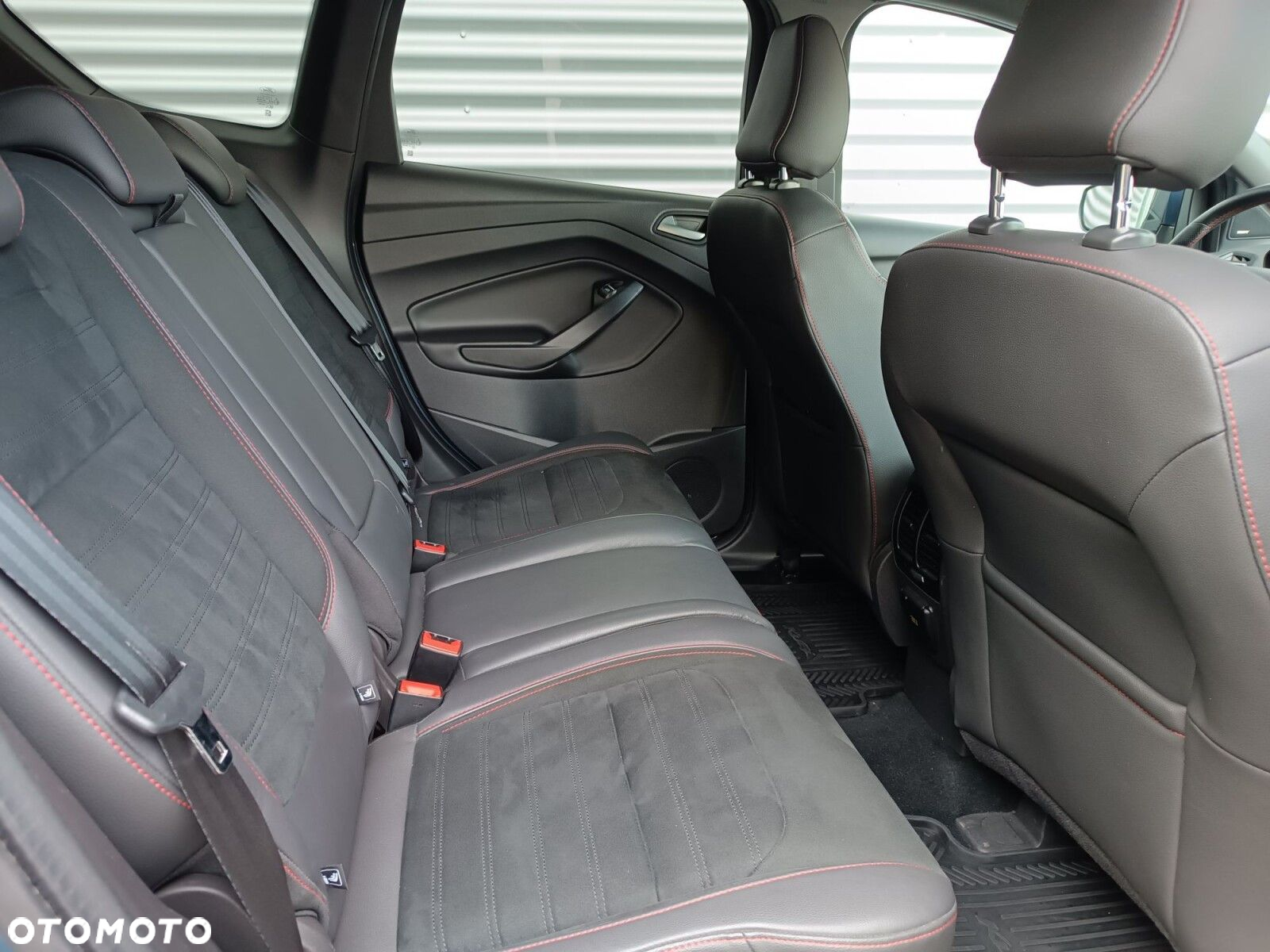 Ford Kuga - 33