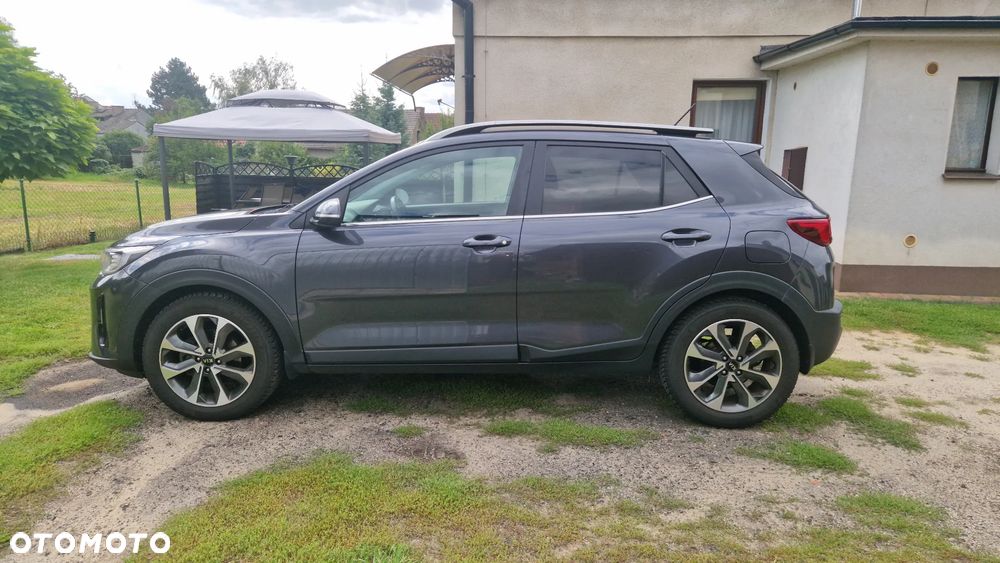 Kia Stonic 1.4 L - 8