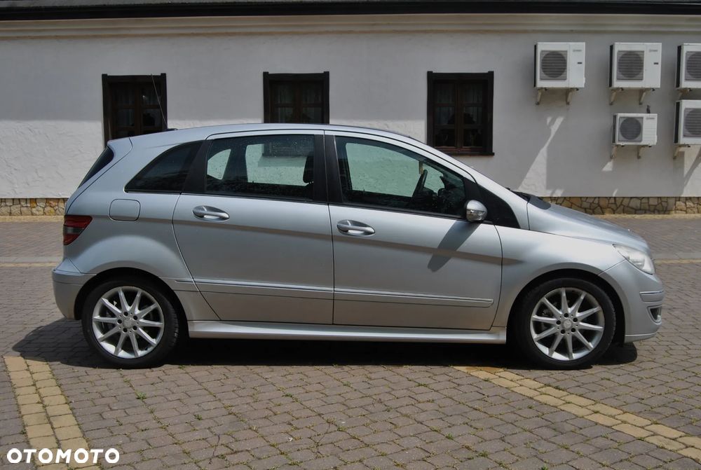 Mercedes-Benz Klasa B 200 CDI EU5 - 15