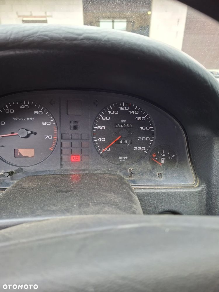 Audi 80 2.0 E - 3