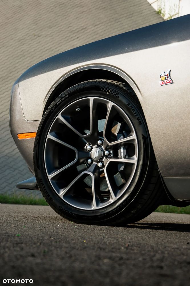 Dodge Challenger 6.4 Scat Pack - 15