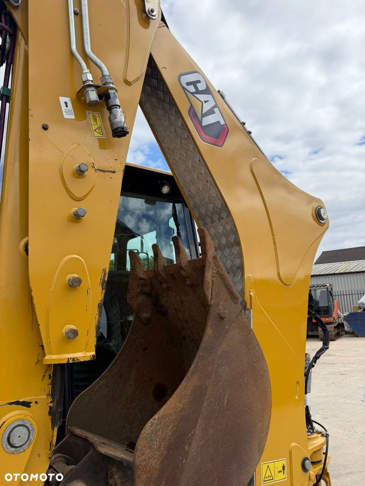 Caterpillar 432F - 10