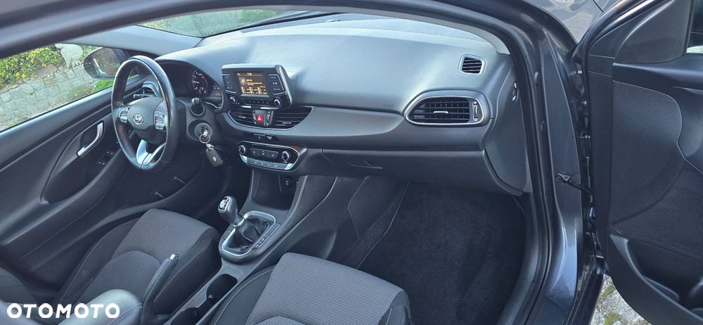 Hyundai i30 - 21