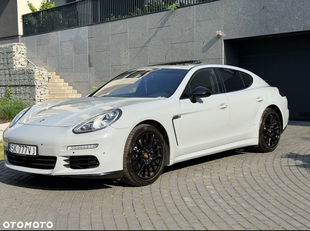 Porsche Panamera 4S PDK - 4