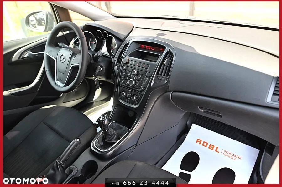 Opel Astra 1.4 Turbo Innovation - 17