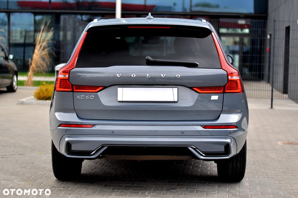 Volvo XC 60 T6 AWD Recharge Geartronic RDesign - 10