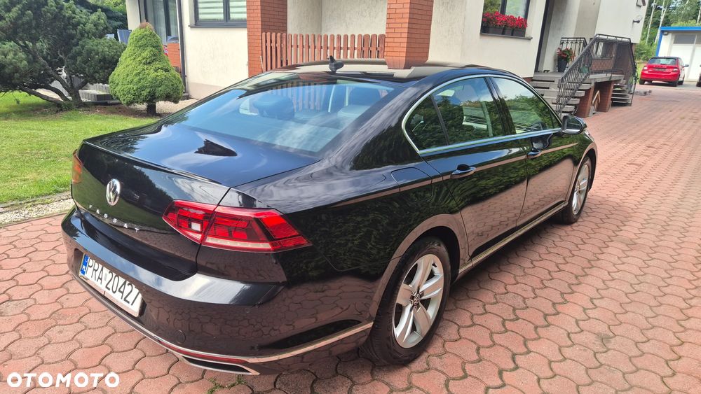 Volkswagen Passat 2.0 TDI Elegance DSG - 6
